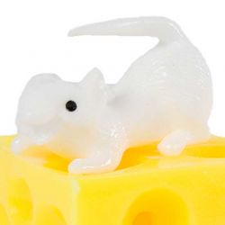 Stretchy ost med mysiga möss