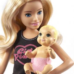 Barbie Barnvakt Skipper Babysitters