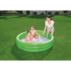 Swimming pool barn