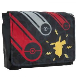 Pokemon Pikachu Med Luxury Ball Och Poke Ball Clip N Go Bandolier Set
