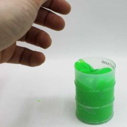 Slime i häftiga färger